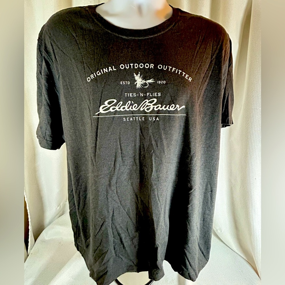 Eddie Bauer dark gray short sleeve T-shirt graphics on the front